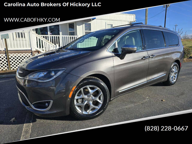 2017 Chrysler Pacifica for sale at Carolina Auto Brokers of Hickory LLC in Hickory NC