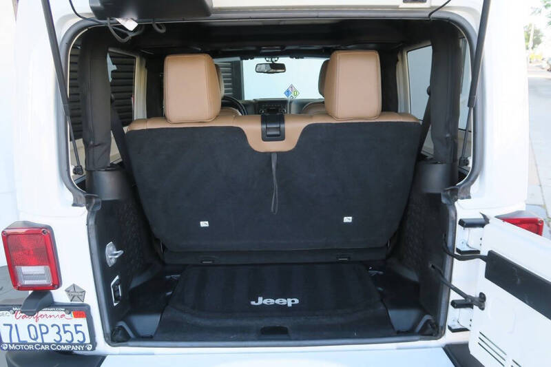 2016 Jeep Wrangler Sahara