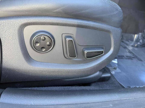 2016 Hyundai Genesis