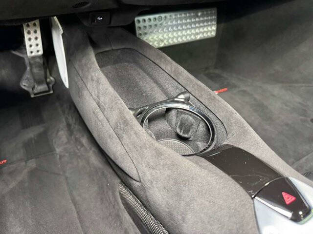 2022 Ferrari SF90 Spider