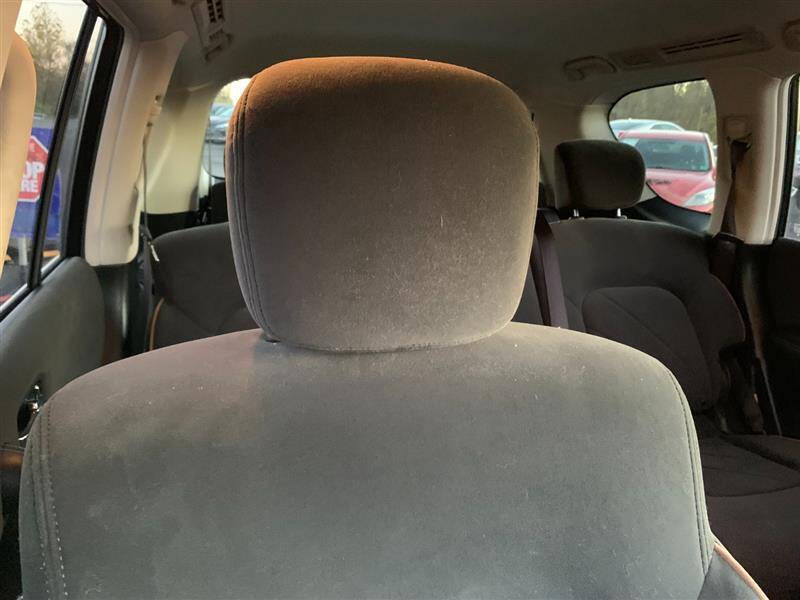 2017 Nissan Armada SV