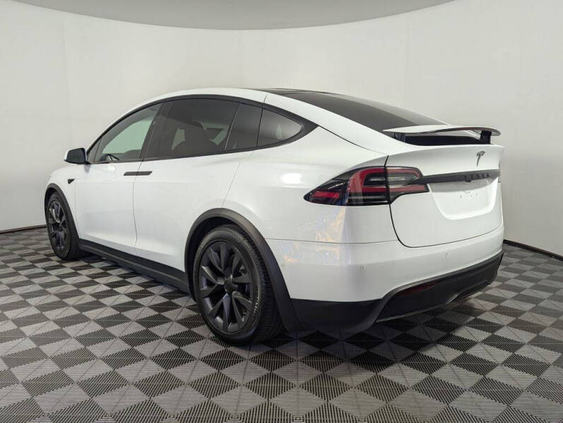 2023 Tesla Model X Standard Range