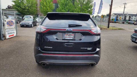 2018 Ford Edge Titanium