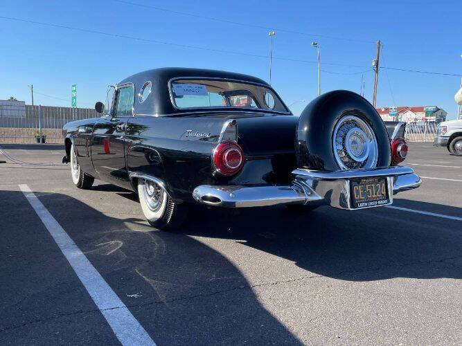 1956 Ford Thunderbird