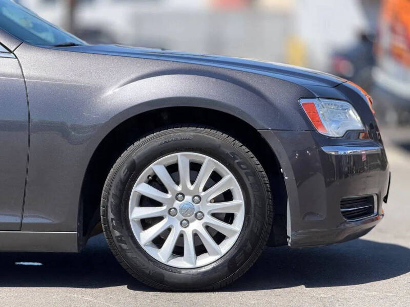 2014 Chrysler 300