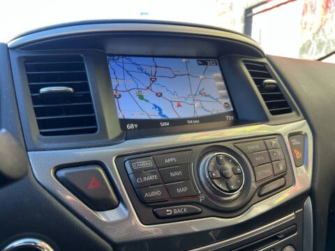 2019 Nissan Pathfinder SL