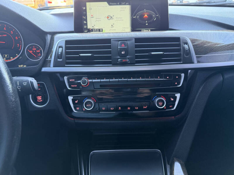 2017 BMW 3 Series 330i