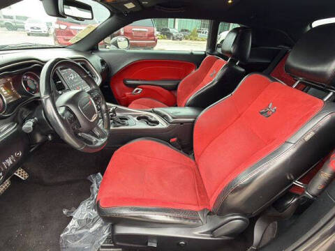 2018 Dodge Challenger 392 HEMI Scat Pack Shaker