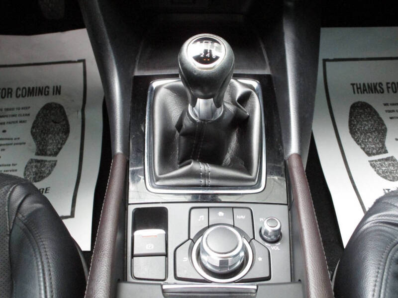 2018 Mazda MAZDA3 Grand Touring