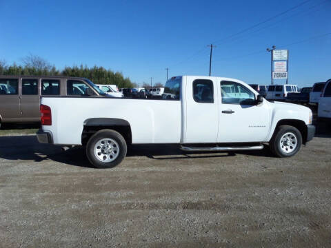 2010 Chevrolet Silverado 1500 for sale at AUTO FLEET REMARKETING, INC. in Van Alstyne TX