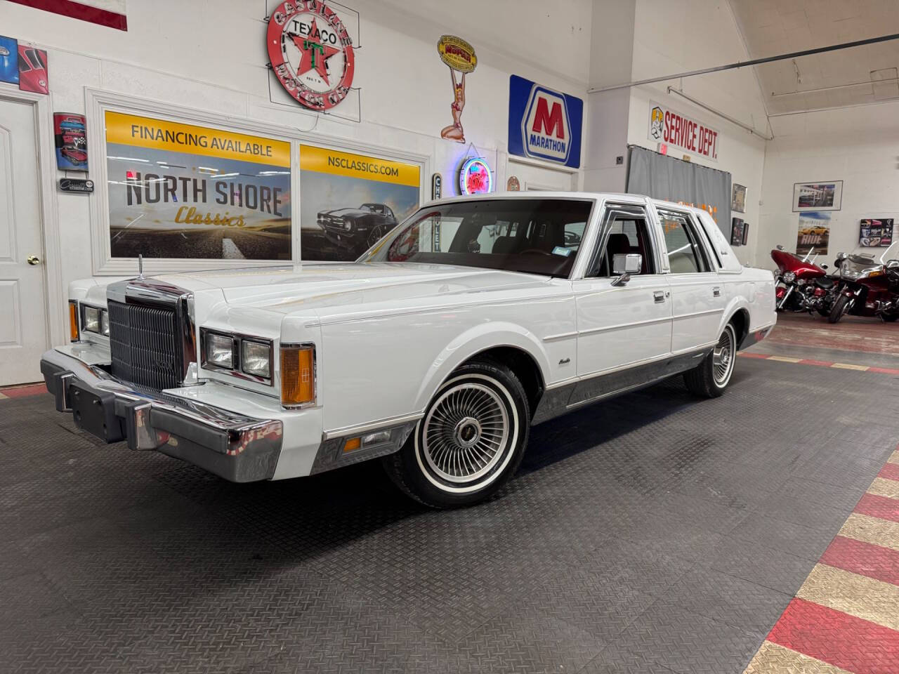 1989 Lincoln Town Car 2