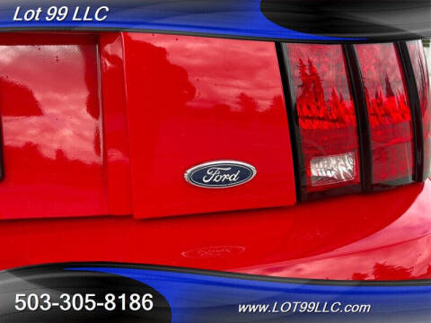 2000 Ford Mustang