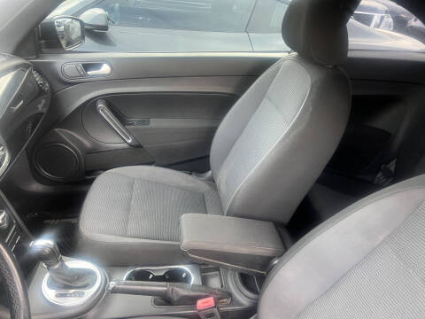 2016 Volkswagen Beetle 1.8T S