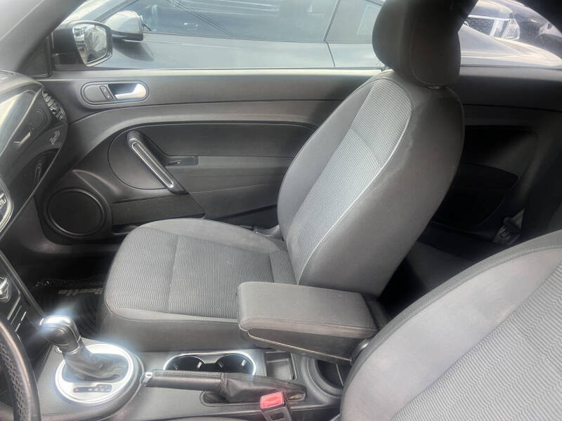 2016 Volkswagen Beetle 1.8T S