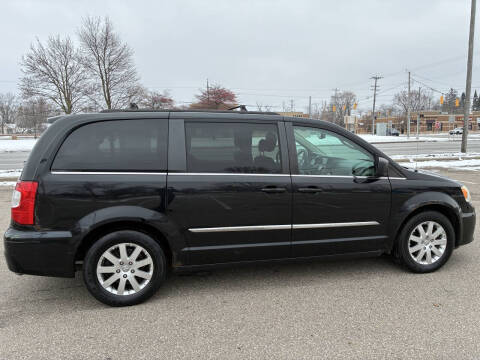 2014 Chrysler Town and Country Touring