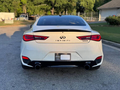2017 Infiniti Q60 Red Sport 400