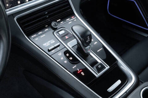 2023 Porsche Panamera 4