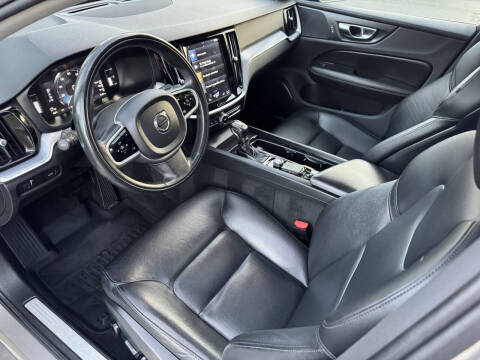 2019 Volvo S60 T5 Momentum