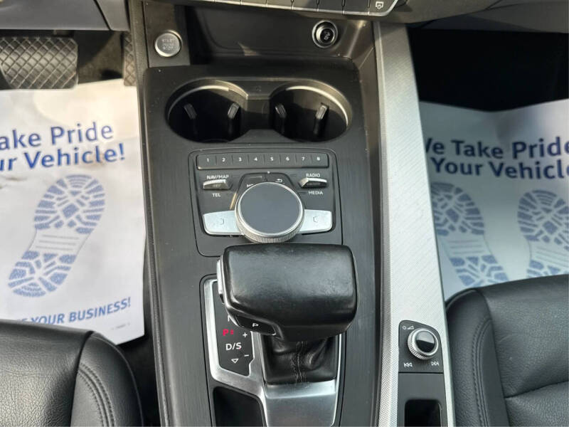 2017 Audi A4 2.0T quattro Premium