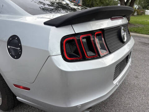 2014 Ford Mustang V6 Premium