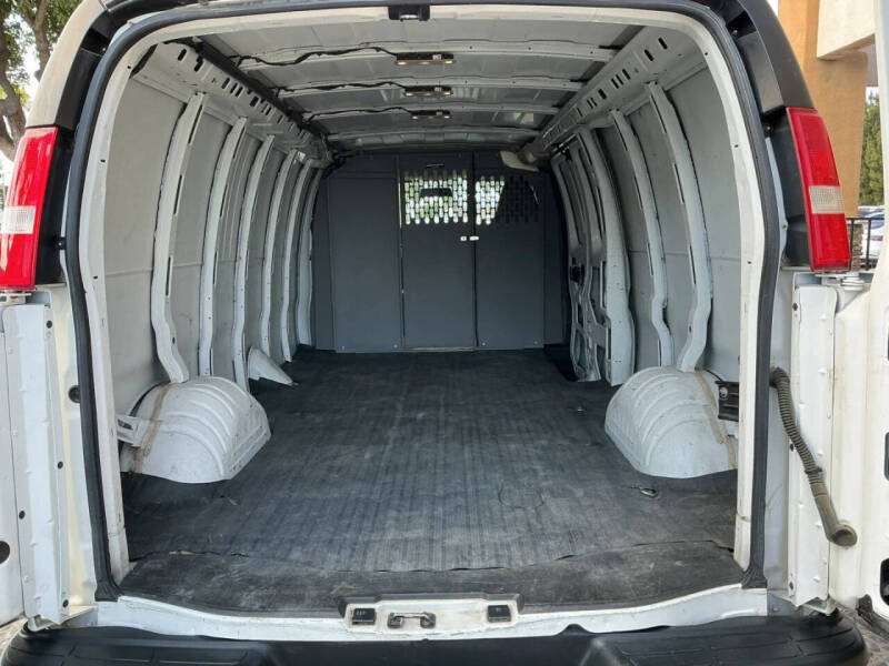2020 Chevrolet Express 2500