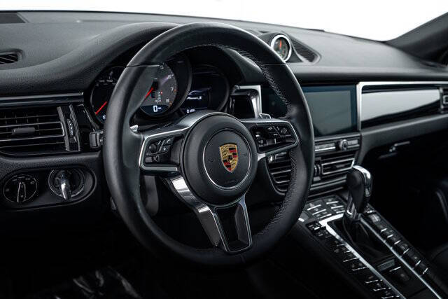 2021 Porsche Macan S