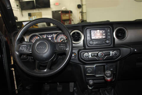 2021 Jeep Gladiator Sport