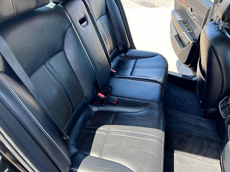 2015 Kia K900 Luxury