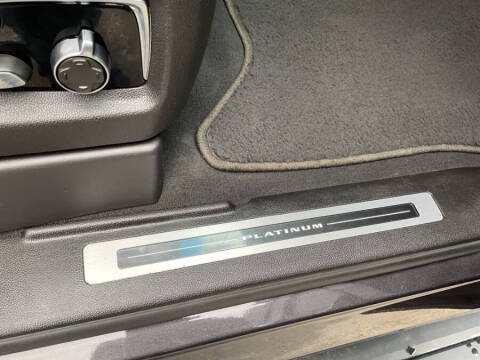 2016 Cadillac Escalade Platinum