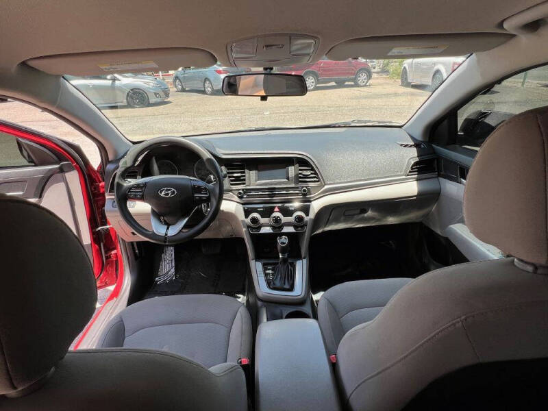 2019 Hyundai Elantra