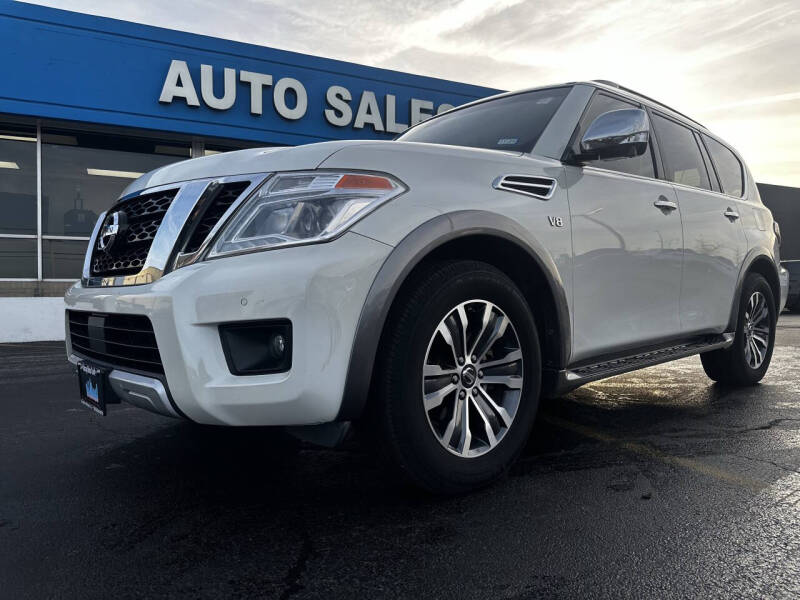2017 Nissan Armada SL's photo