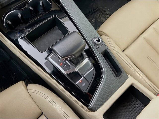 2022 Audi A4 quattro S line Prem Plus 45 TFSI