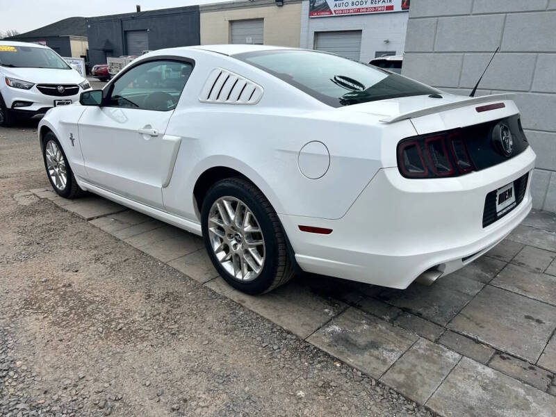 2013 Ford Mustang V6 Premium