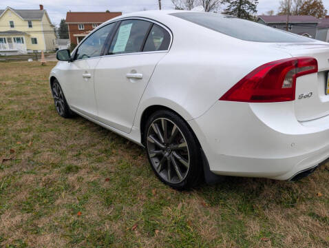 2015 Volvo S60 T6 Drive-E Platinum