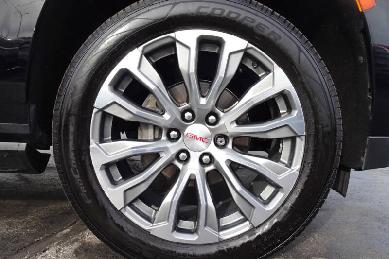 2022 GMC Yukon Denali