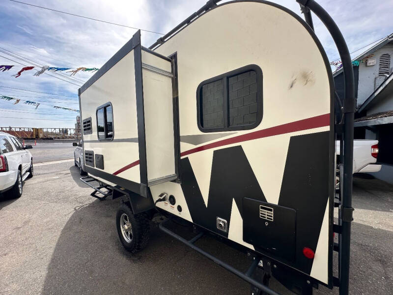 2021 Winnebago Hike