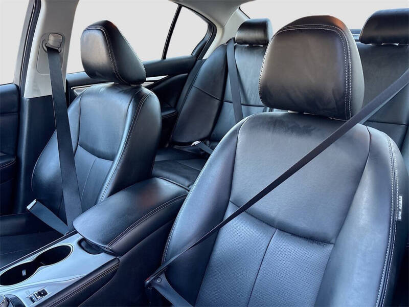 2022 Infiniti Q50 Luxe