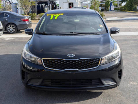 2017 Kia Forte5 LX