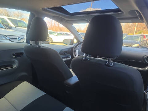 2014 Toyota Prius c Three