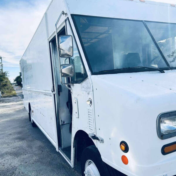 2006 Freightliner MT55 Chassis