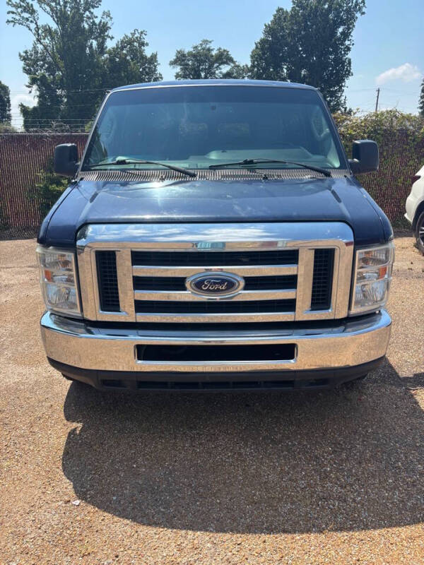 2012 Ford E-Series E-350 SD XLT