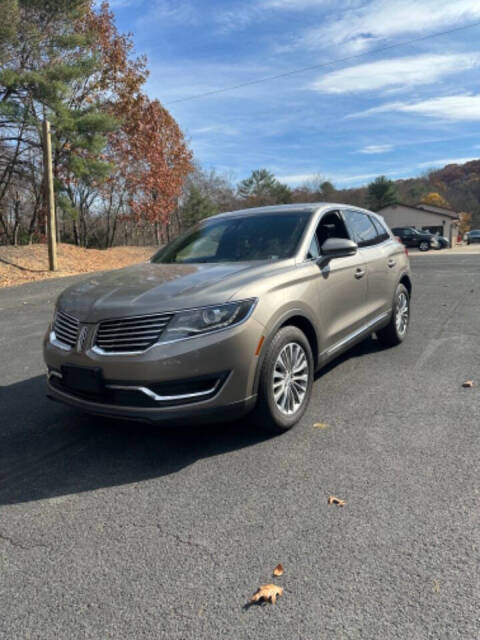 2016 Lincoln MKX for sale at Boardman Brothers Motor Car Company Inc in Pottsville, PA