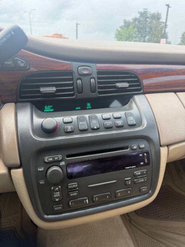 2004 Cadillac DeVille
