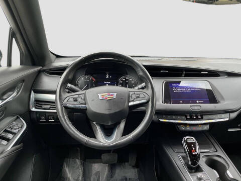 2020 Cadillac XT4 Premium Luxury