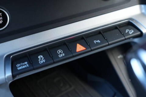 2024 Audi Q3 quattro S line Premium 45 TFSI