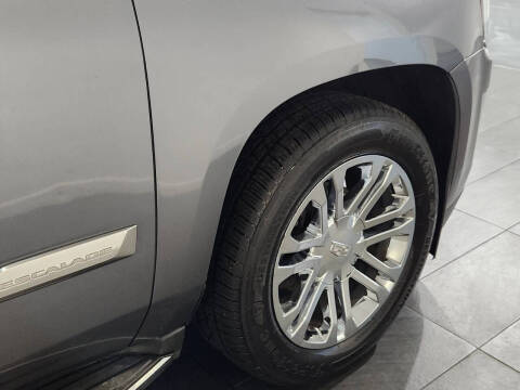 2016 Cadillac Escalade Standard