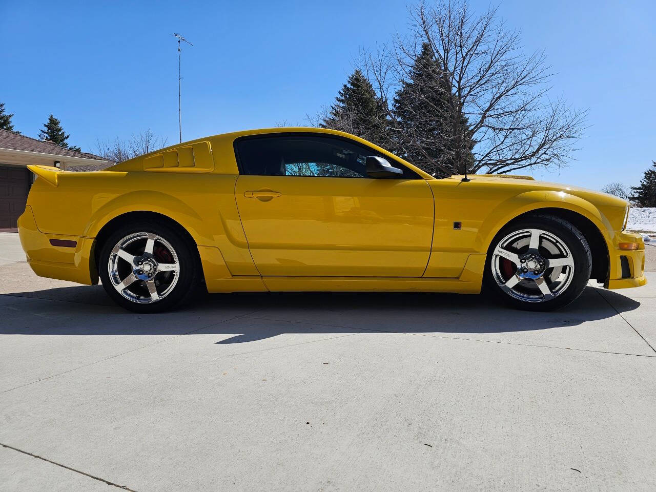2006 Ford Mustang 4
