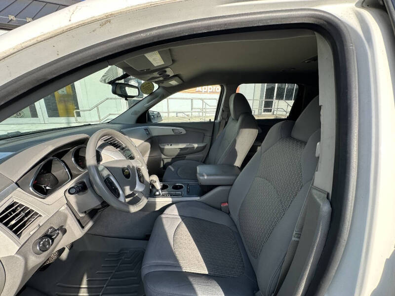 2012 Chevrolet Traverse LS