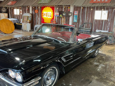 1965 Ford Thunderbird