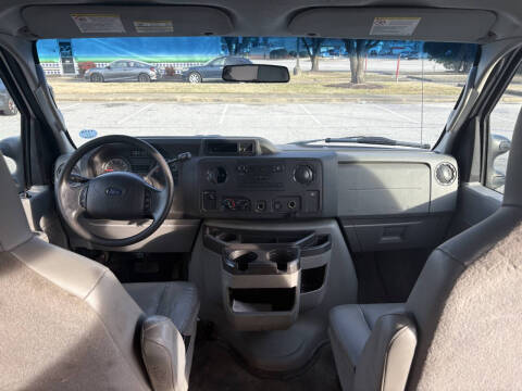 2013 Ford E-Series E-350 SD